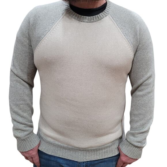 American Eagle Men’s Oatmeal Gray Colorblock Oversized Knit Sweater Medium - Picture 2 of 10